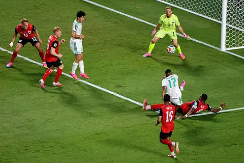 دقيقة بدقيقة.. الجزائر 1-2 النمسا.. سابيتزر يسجل 